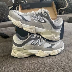 Youth Grey New Balance 9060
